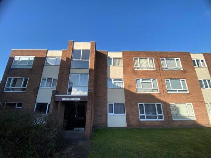 2 Bedroom Flat To Rent In Alwynn Walk, Birmingham, B23