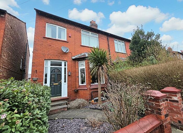 3 Bedroom Semi Detached House For Sale In Avondale Road, Stockport, SK3