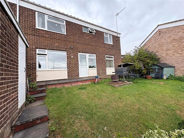 4 Bedroom End Of Terrace House For Sale In Evans Close, Daventry, Northamptonshire, NN11