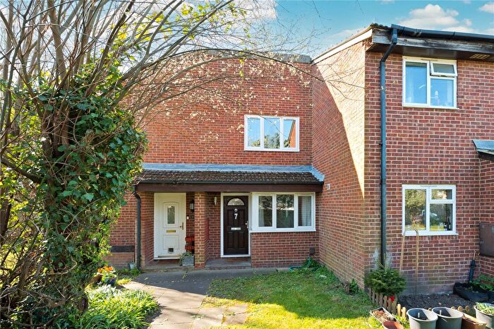 1 Bedroom Terraced House To Rent In Sycamore Walk, Englefield Green, Egham, Surrey, TW20