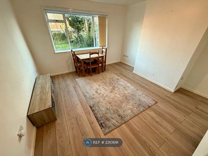 3 Bedroom Terraced House To Rent In Holystone Crescent, Newcastle Upon Tyne, NE7