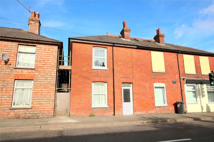 2 Bedroom Terraced House To Rent In London Road, Hailsham, East Sussex, BN27