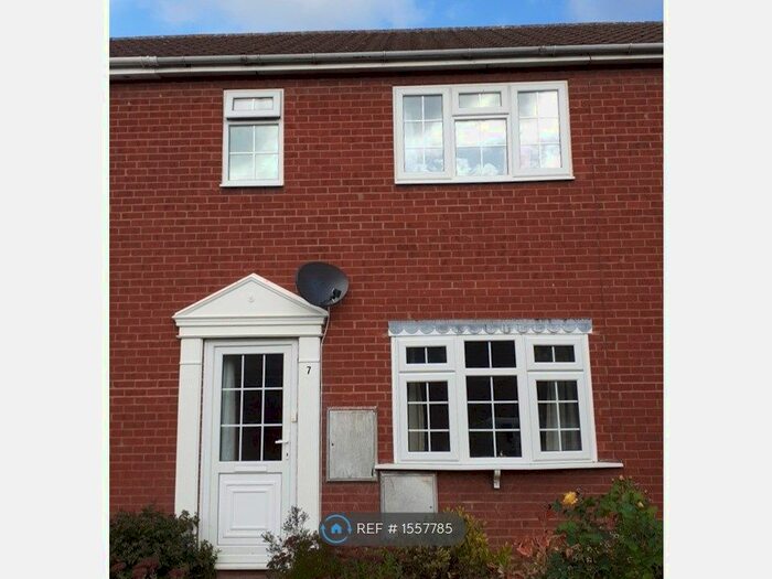 3 Bedroom Terraced House To Rent In Woodland Close, Worcester, WR3