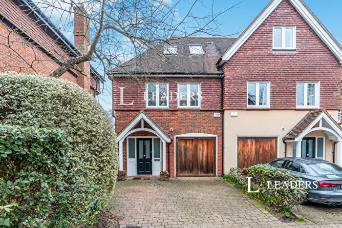 4 Bedroom Semi Detached House To Rent In Colonel Crabbe Mews, Southampton, SO16