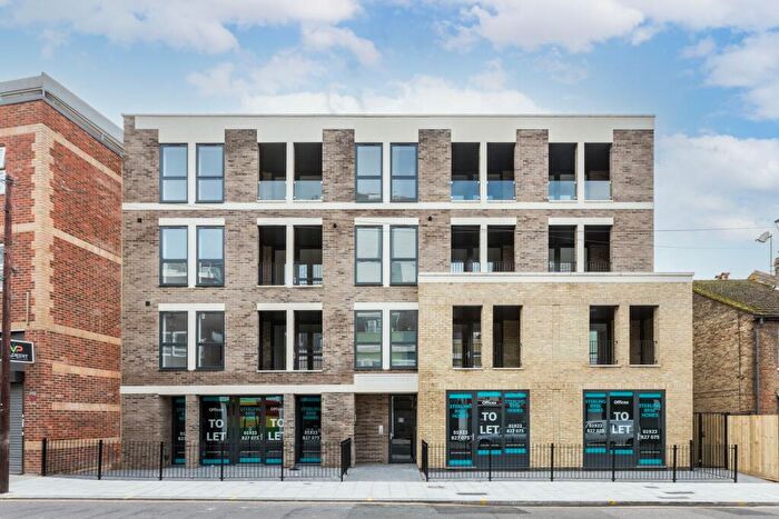 1 Bedroom Flat To Rent In Frith Road, Universal House, CR0