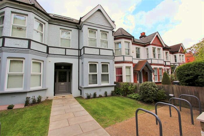 1 Bedroom Flat To Rent In Fortis Green, East Finchley, N2