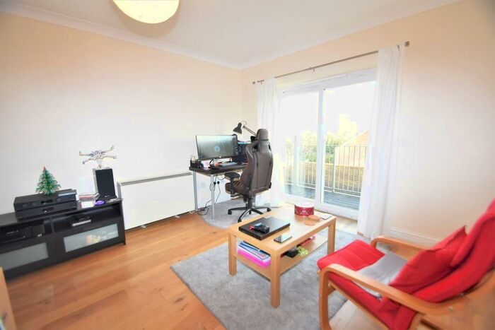 1 Bedroom Apartment To Rent In Harrison Road, Swaythling, SO17