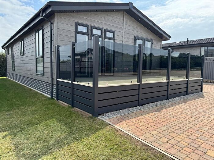 2 Bedroom Detached Bungalow For Sale In Pamelas Way, Moorland View Residential Park, Indian Queens, TR9