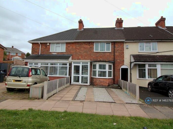 3 Bedroom Semi-Detached House To Rent In Wash Lane, Birmingham, B25