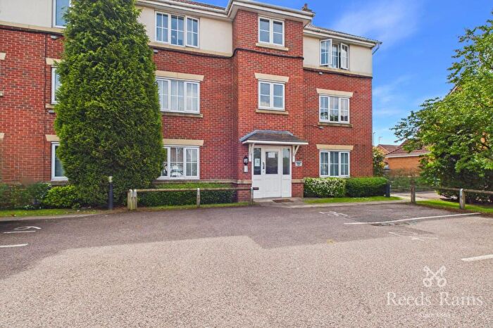 1 Bedroom Apartment For Sale In Spinner Croft, Chesterfield, Derbyshire, S40