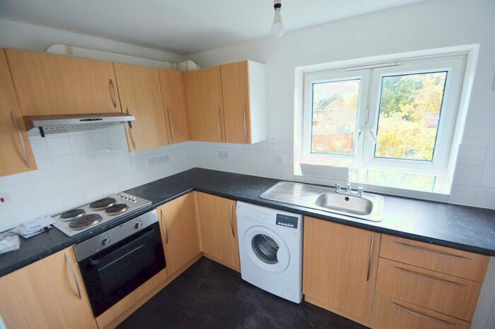 1 Bedroom Flat To Rent In Petts Hill, Northolt, UB5