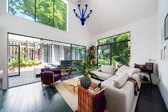 4 Bedroom House For Sale In Colebrooke Place, Islington, London, N1