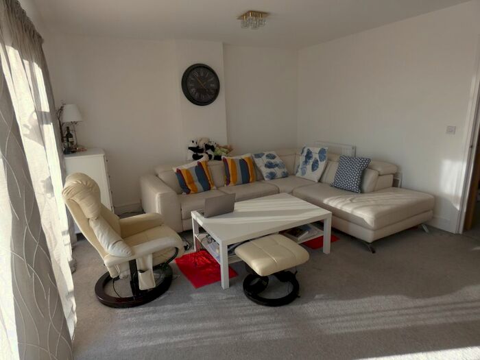 3 Bedroom Town House To Rent In Wilkes Close, Mill Hill, NW7