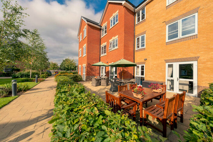 1 Bedroom Retirement Property To Rent In Churchfield Road, Walton-on-thames, Surrey, KT12