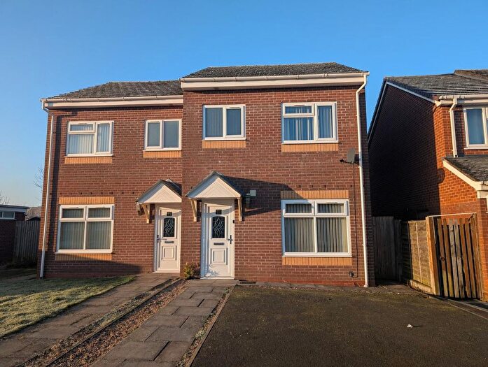 3 Bedroom Property To Rent In Saxon Wood Road, Cheswick Green, Solihull, B90