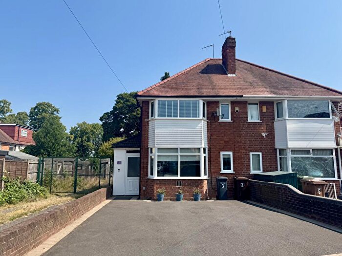 3 Bedroom Semi Detached House For Sale In Redlands Road, Solihull, B91