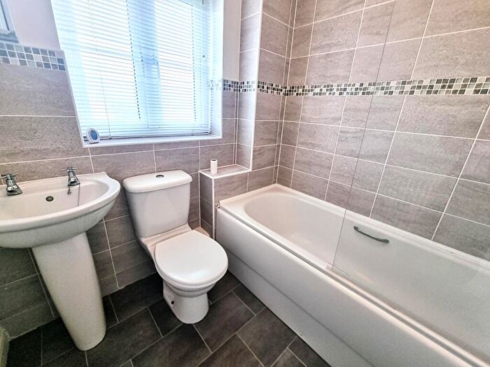 2 Bedroom End Of Terrace House To Rent In Worcester Court, Tonyrefail, Porth, CF39
