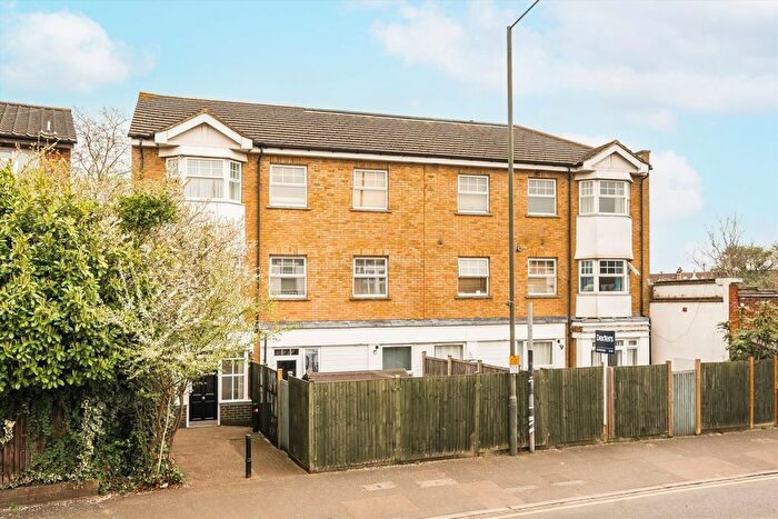 2 Bedroom Flat To Rent In Pepys Road, West Wimbledon, SW20