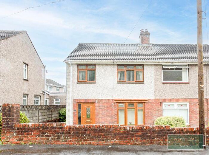 3 Bedroom Semi-Detached House For Sale In Gellidderw, Pontardawe, Swansea, SA8