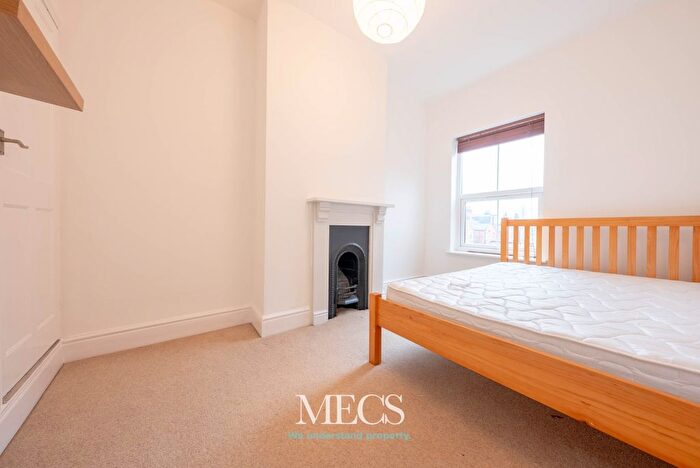 2 Bedroom Terraced House To Rent In Hampton Court Road, Birmingham, B17