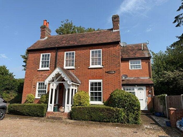 2 Bedroom Flat To Rent In Chelmsford Road, CM15