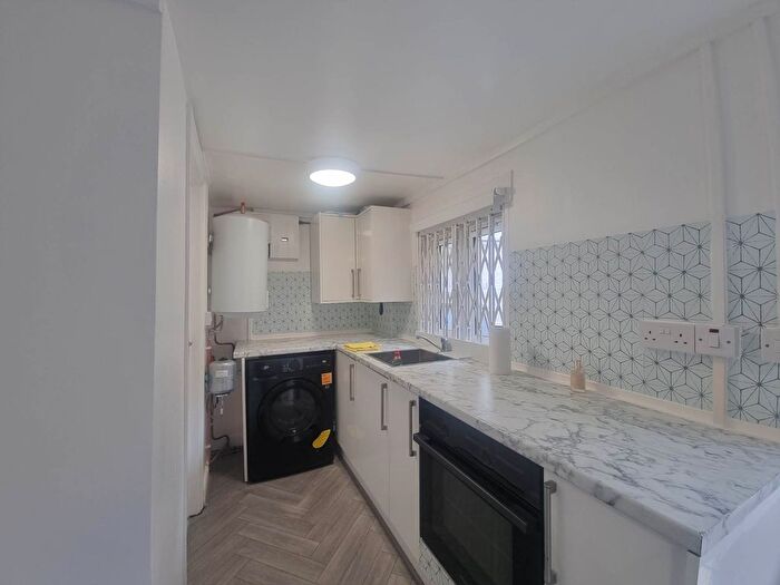 Studio To Rent In Philip Lane, Tottenham, N15