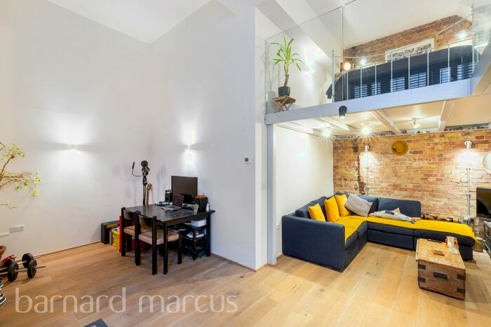 1 Bedroom Flat To Rent In Woodcote Road, Wallington SM6