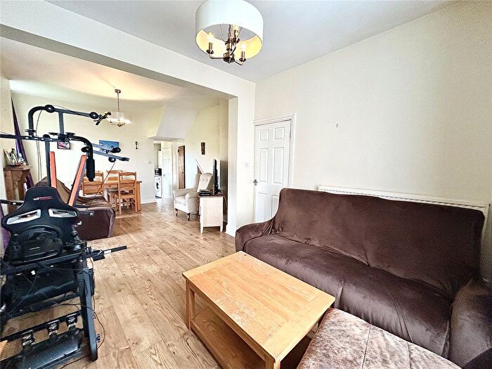 2 Bedroom End Of Terrace House For Sale In Nantucket Avenue, Milford Haven, Pembrokeshire, SA73