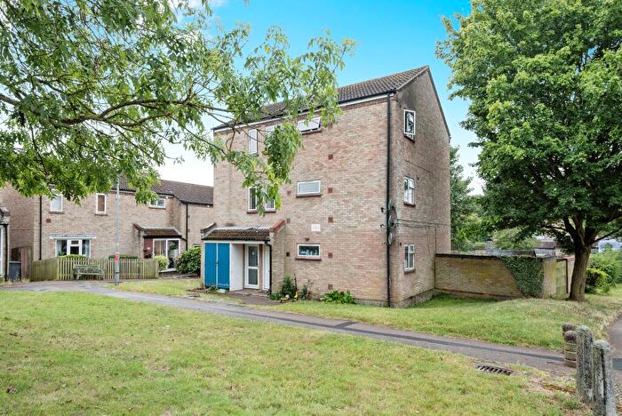 2 Bedroom Flat For Sale In Blacksmiths Hill, Benington, Stevenage, SG2