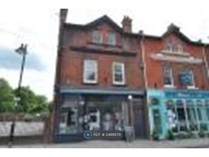 2 Bedroom Flat To Rent In High Street, Lyndhurst, SO43