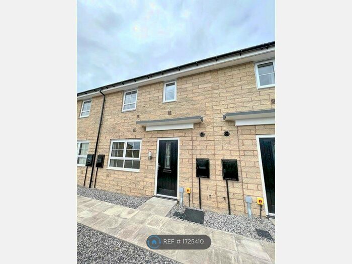 2 Bedroom Terraced House To Rent In Atherton Court, Hyde, SK14