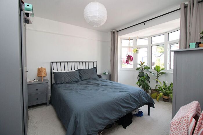 3 Bedroom Semi-detached House For Sale In Eden Grove, Paignton, TQ3