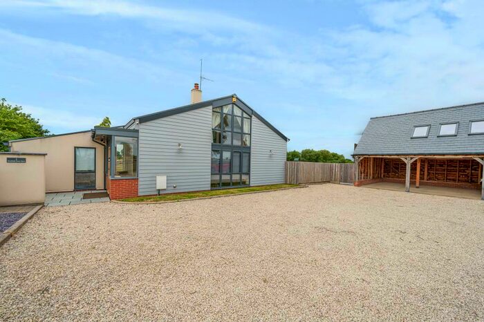 5 Bedroom Detached House To Rent In East Hanney, Vale Of White Horse, OX12