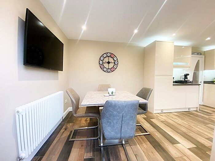3 Bedroom Terraced House For Sale In Simonside Avenue, Wallsend, NE28