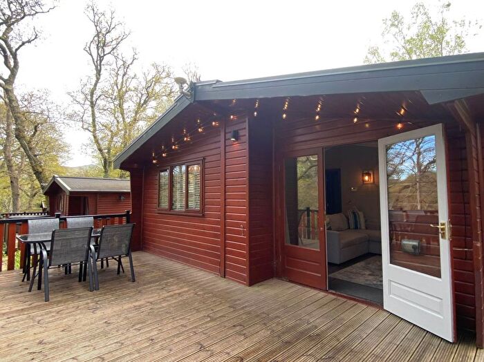 2 Bedroom Lodge For Sale In Bangor, LL57