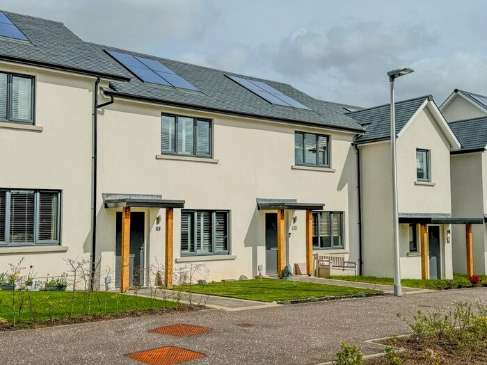 2 Bedroom Terraced House To Rent In Haining Park, Loanhead, Midlothian, EH20