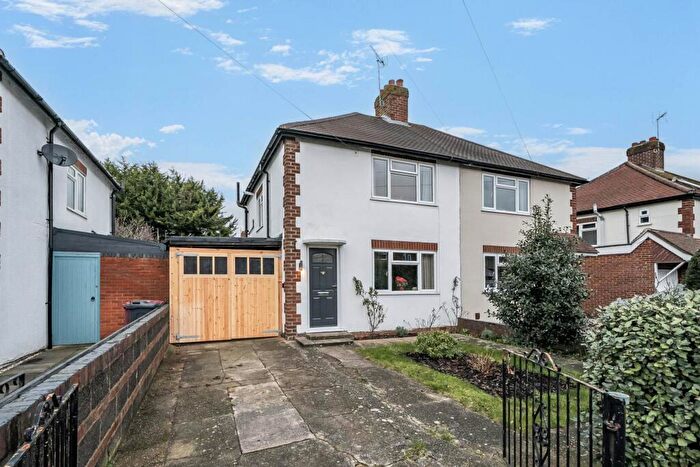 3 Bedroom Semi Detached House For Sale In Nelson Road, Caversham, RG4