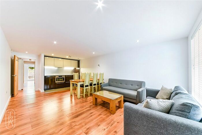 1 Bedroom Flat To Rent In Sherborne Street, London, N1