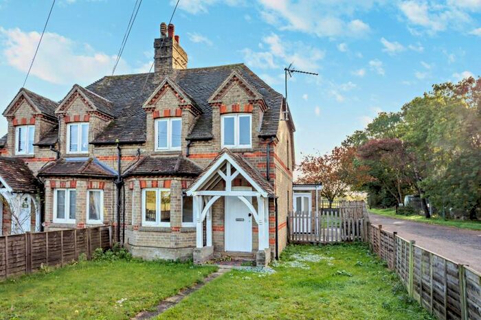 3 Bedroom Semi-Detached House To Rent In Little Barford, St. Neots, Cambridgeshire, PE19