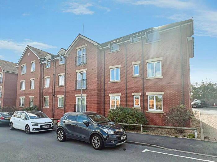 2 Bedroom Flat For Sale In Eaton Court, Trent Road, Nuneaton, CV11