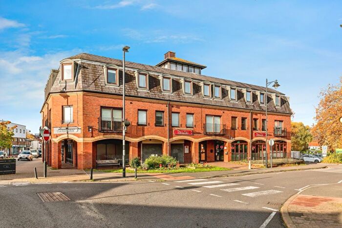 1 Bedroom Flat For Sale In High Street, Nailsea, Bristol, BS48