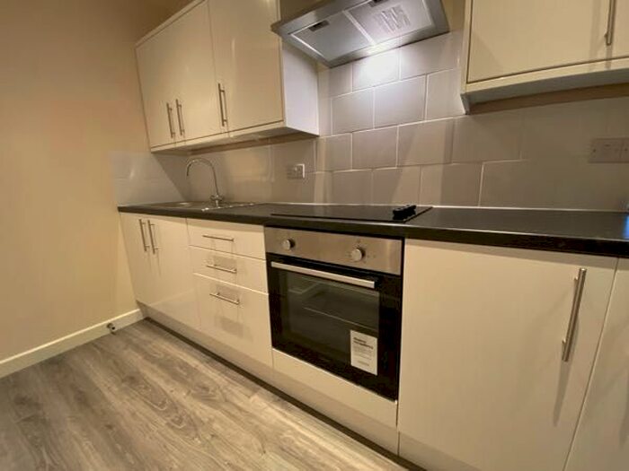2 Bedroom Flat To Rent In Church Street, Ebbw Vale, NP23