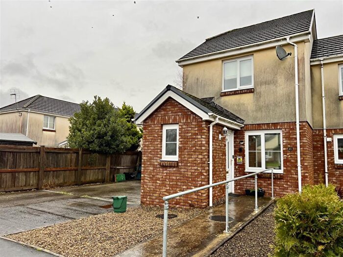 2 Bedroom Semi Detached House For Sale In Fforest Fach, Tycroes, Ammanford, SA18