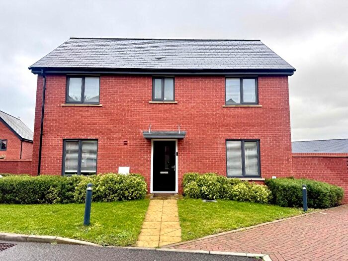 4 Bedroom Detached House To Rent In Neptune Drive, Folkestone, Kent, CT20