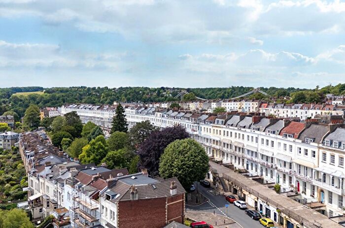 2 Bedroom Flat For Sale In Royal York Villas, Bristol, BS8