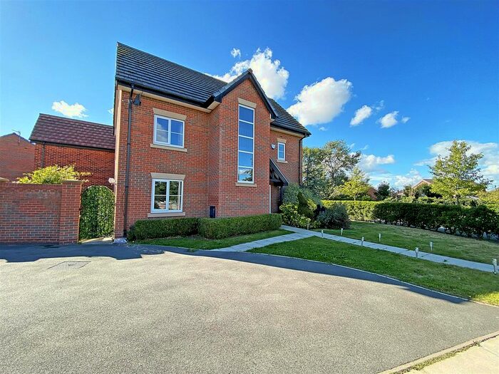 4 Bedroom Detached House To Rent In Wheatstone Road, Formby, Merseyside, L37