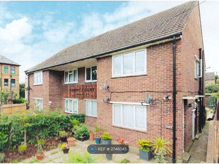 2 Bedroom Maisonette To Rent In Montem Road, London, SE23