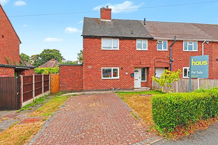 2 Bedroom Semi-Detached House For Sale In Redfern Street, New Tupton, Chesterfield, S42