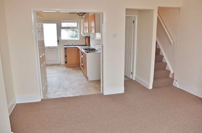 2 Bedroom Flat To Rent In Victoria Street, Shirebrook, NG20
