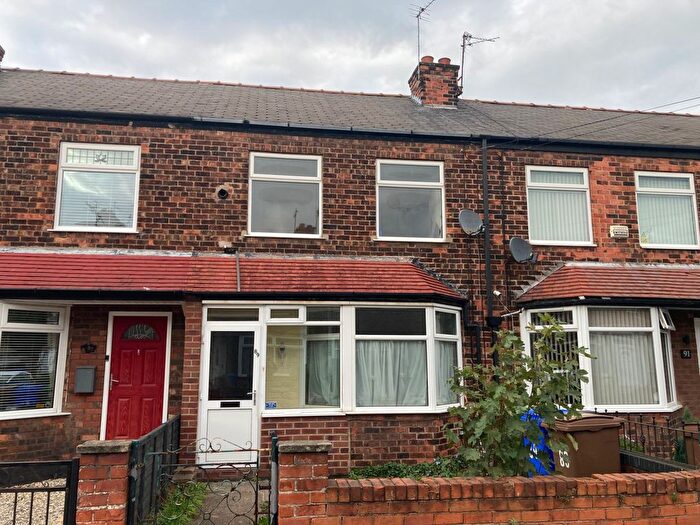 2 Bedroom Terraced House For Sale In Penshurst Avenue, Hessle, HU13